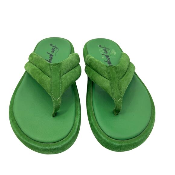 Free‎ People Women's Wonderland Green Leather Suede Thong Sandals Size 38 - Picture 3 of 9